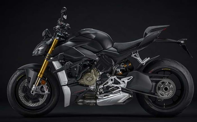 Duacti Streetfighter V4 Left Side View Duacti Streetfighter V4 Left Side View