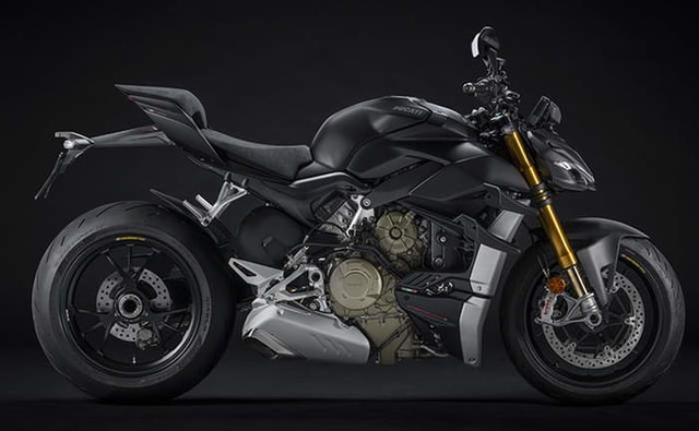 Duacti Streetfighter V4 Right Side View Duacti Streetfighter V4 Right Side View