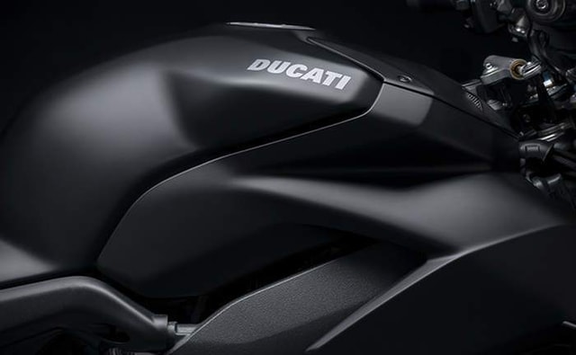 Duacti Streetfighter V4 Tank Duacti Streetfighter V4 Tank