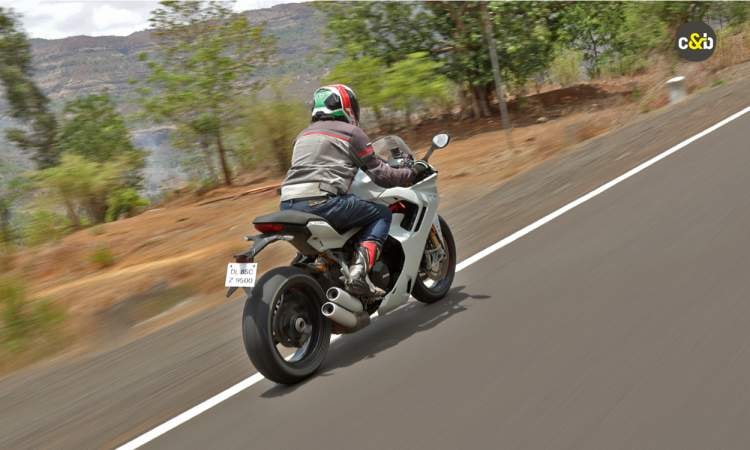 Ducati Supersport 950s 25 Ducati Supersport 950s 25 images