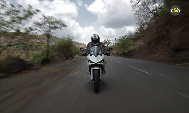 Ducati Supersport 950s 29 Ducati Supersport 950s 29 images