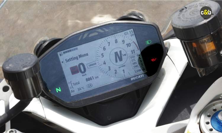 Ducati Supersport 950s 4 Ducati Supersport 950s 4