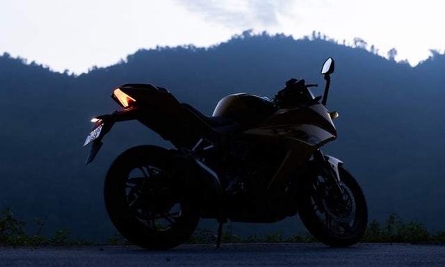 Hero Karizma Xmr Rear Look Hero Karizma Xmr Rear Look