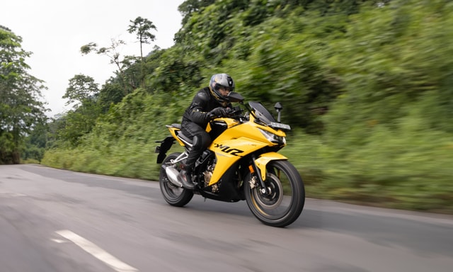 Hero Karizma Xmr Rideview Hero Karizma Xmr Rideview