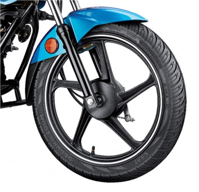 Tubeless Tyres Pinstriped Wheel Tubeless Tyres Pinstriped Wheel