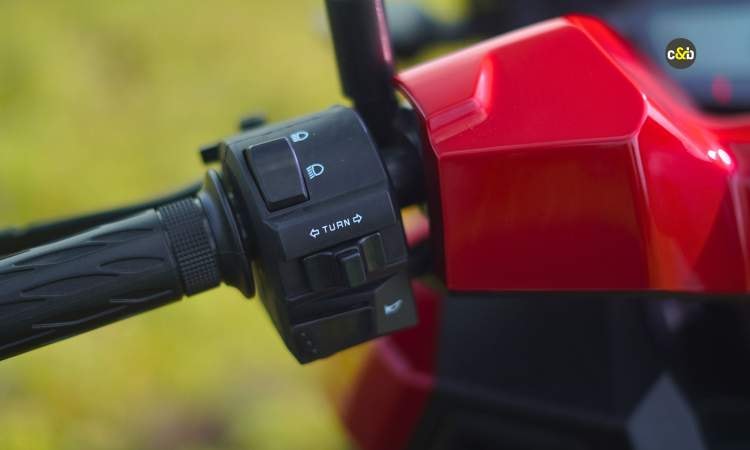 2025 Hero Xoom 160 Feature 2025 Hero Xoom 160 Feature images