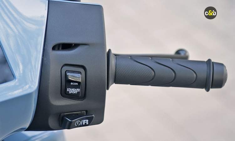 Honda Activa E Right Cube Switches Carandbike 13 1dee1204ef Honda Activa E Right Cube Switches Carandbike 13 1dee1204ef