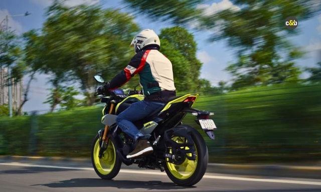 2025 Honda Cb 125 Hornet Rideview 1 2025 Honda Cb 125 Hornet Rideview 1