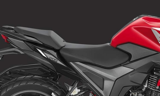 Long Comfortable Split Seats Long Comfortable Split Seats