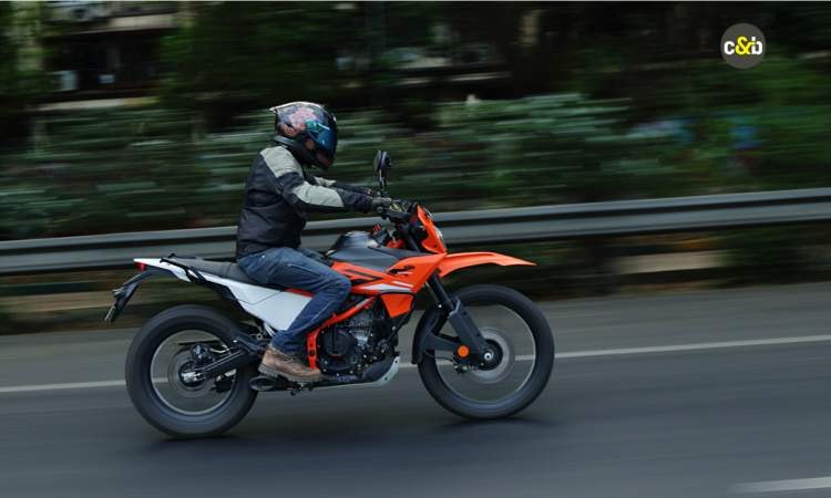 KTM 390 Enduro R Ride Look KTM 390 Enduro R Ride Look