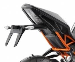 Thin Tail Fitting Perfectly Into The Pure Racing Look Thin Tail Fitting Perfectly Into The Pure Racing Look