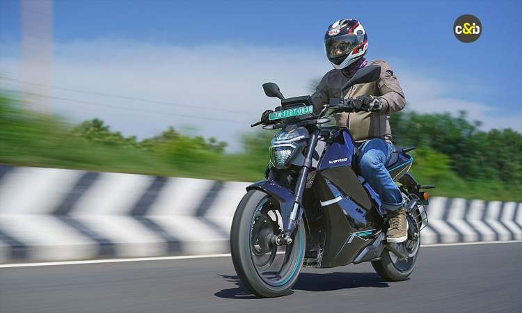 Raptee Hv T30 Eng 05 A8024624c1 Raptee Hv T30 Eng 05 A8024624c1