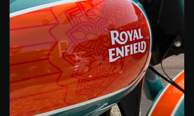 Royal Enfiled Goan Classic 350 FUel Tank Red Royal Enfiled Goan Classic 350 FUel Tank Red