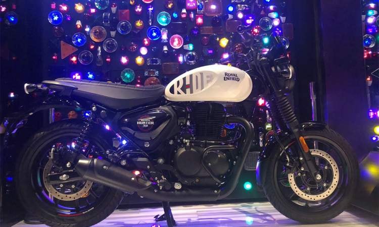 Royal Enfield Hunter 350 Sideview Royal Enfield Hunter 350 Sideview