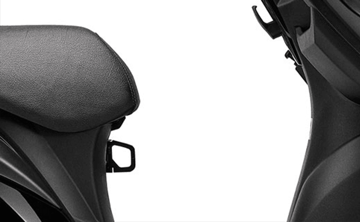 Suzuki Burgman Dual Hook Suzuki Burgman Dual Hook