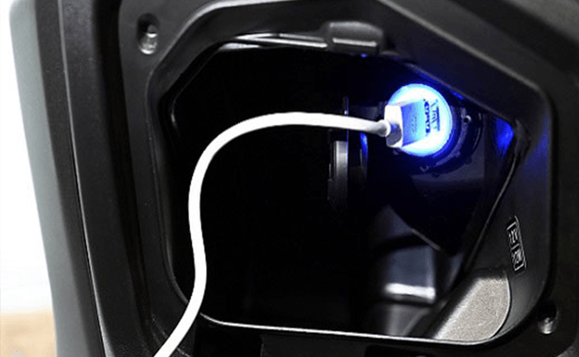 Suzuki Burgman Lit Dc Socket Suzuki Burgman Lit Dc Socket