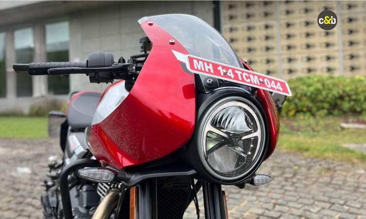 Triumph Thruxton 400 Headlight Triumph Thruxton 400 Headlight