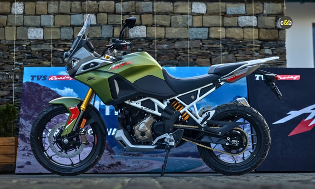 2025 TVS Apache RTX 300 Look 2025 TVS Apache RTX 300 Look