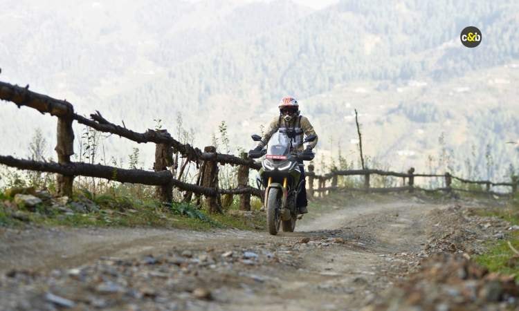 2025 TVS Apache RTX 300 Rideview 4 2025 TVS Apache RTX 300 Rideview 4