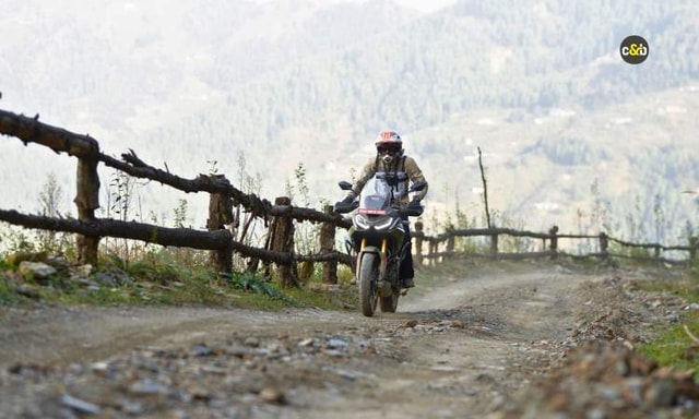 2025 TVS Apache RTX 300 Rideview 4 2025 TVS Apache RTX 300 Rideview 4