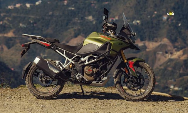 2025 TVS Apache RTX 300 Sideview 2025 TVS Apache RTX 300 Sideview