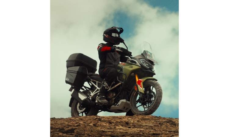 Apache RTX 300 Apache RTX 300