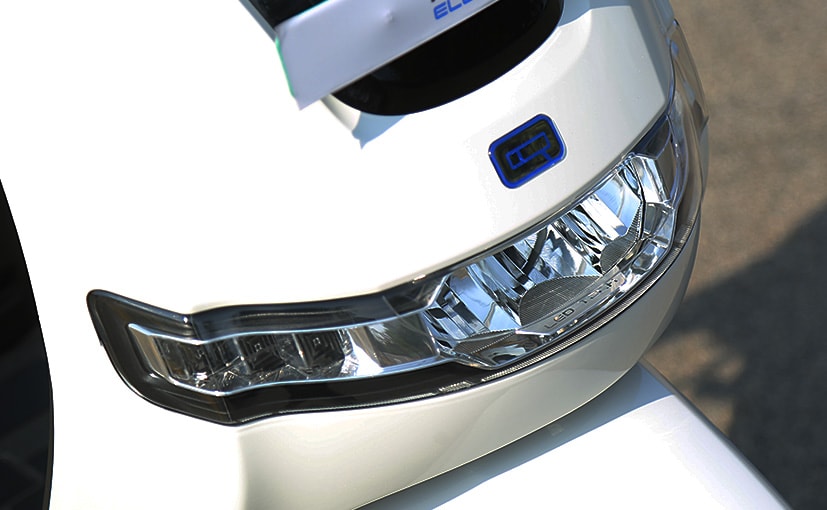 Tvs Iqube Headlight Tvs Iqube Headlight images
