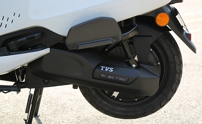 Tvs Iqube Legrest Tvs Iqube Legrest images