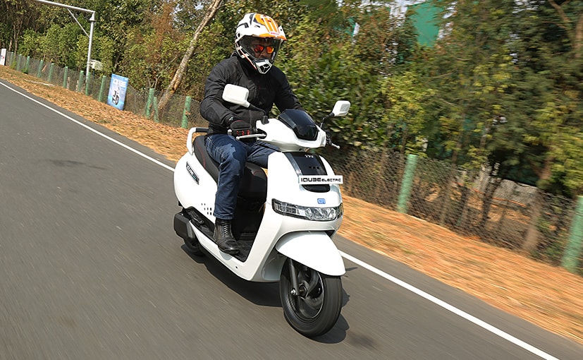 Tvs Iqube Rider Sideview Tvs Iqube Rider Sideview images