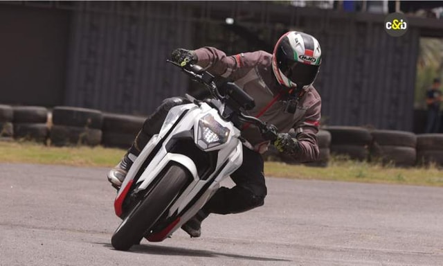 Ultraviolette F77 Mach 2 Ultraviolette F77 Mach 2