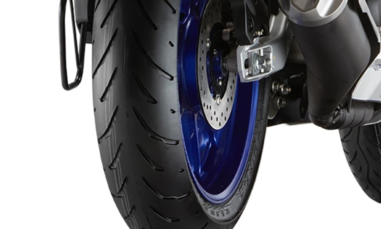 Yamaha R15m Rear Tyre Yamaha R15m Rear Tyre