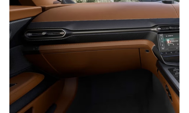 Aston Martin V12 Vanquish Glovebox Aston Martin V12 Vanquish Glovebox