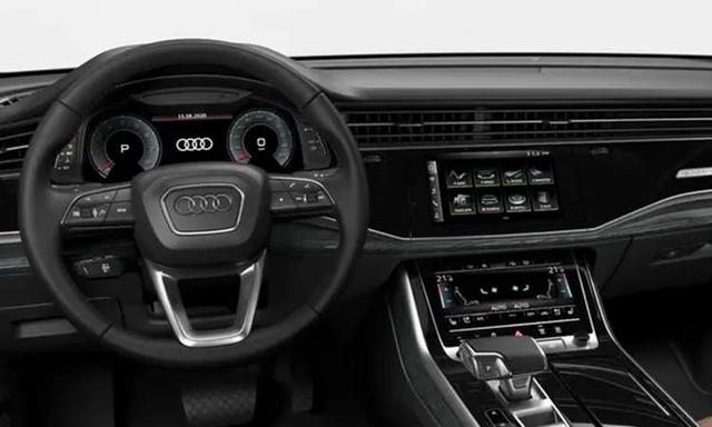 Audi Q7 Dashboard