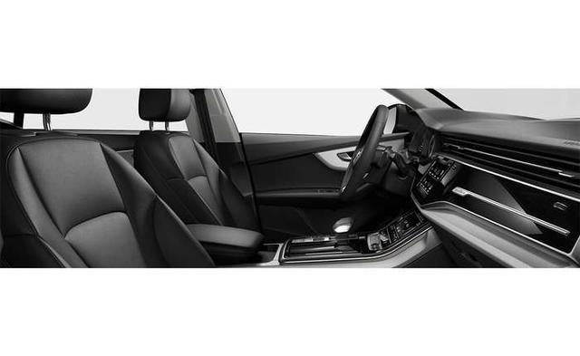 Audi Q8 Front Seating