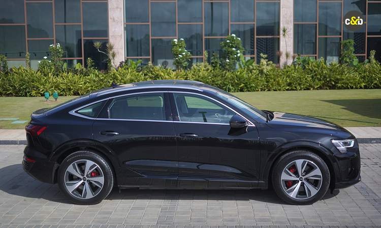 Audi Q8 Etron Sideview Audi Q8 Etron Sideview images