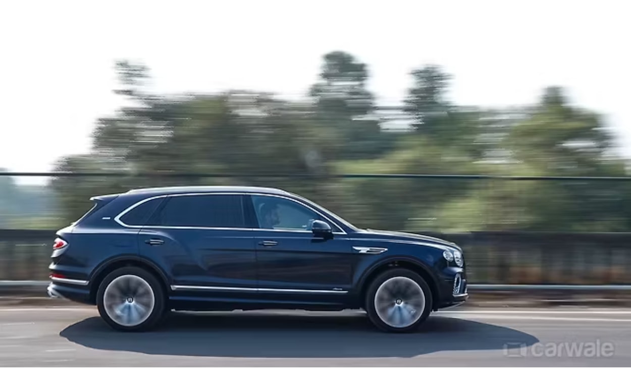 Bentley Bentayga Right Side View Bentley Bentayga Right Side View images