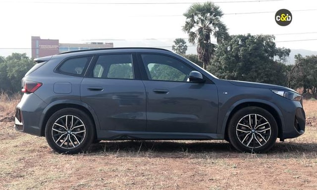 Bmw Ix1 Sideview Bmw Ix1 Sideview