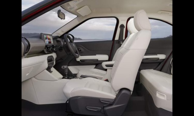 Citroen Basalt Striking Interiors Citroen Basalt Striking Interiors