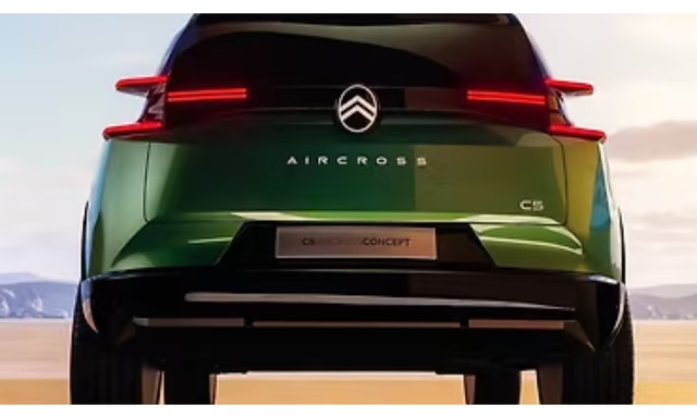 Citroen C5 Aircross Rear View0 Citroen C5 Aircross Rear View0