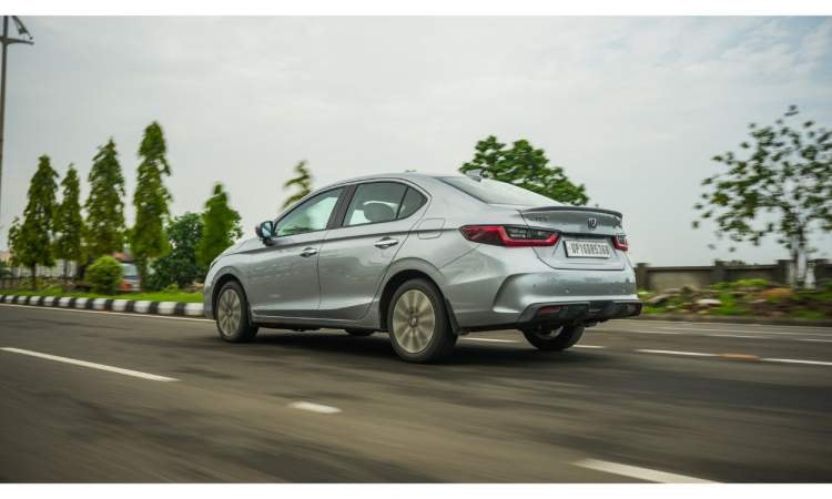 Honda City Ehev Rideview4 Honda City Ehev Rideview4