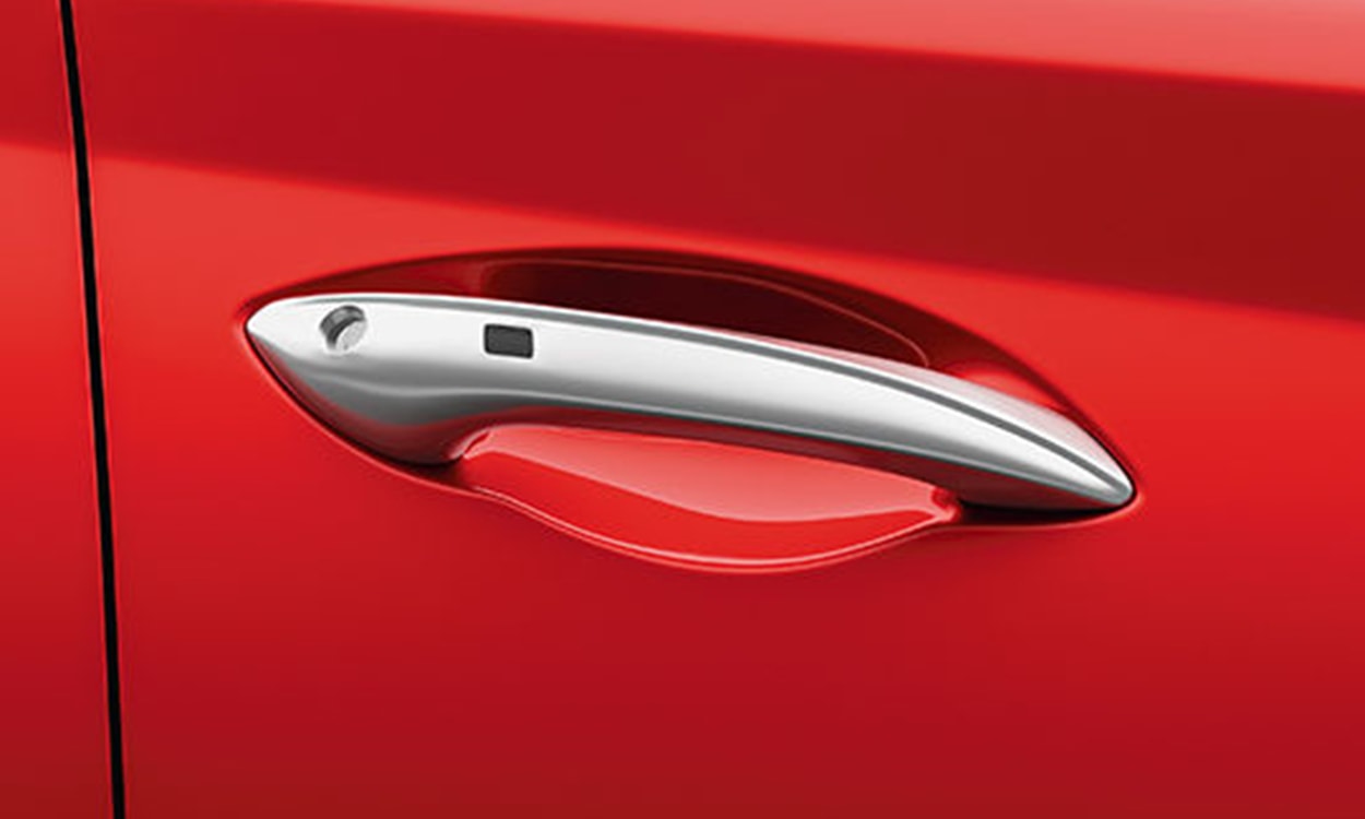 Hyundai_elite_i20_chrome_outside_door_handles Hyundai_elite_i20_chrome_outside_door_handles