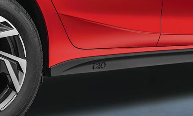 Hyundai_elite_i20_side_sill_garnish_with_i20_branding Hyundai_elite_i20_side_sill_garnish_with_i20_branding