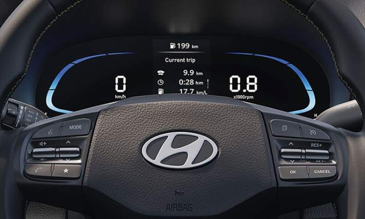 Advanced digital cluster with 10.67cm (4.2”) coloured TFT MID Advanced digital cluster with 10.67cm (4.2”) coloured TFT MID