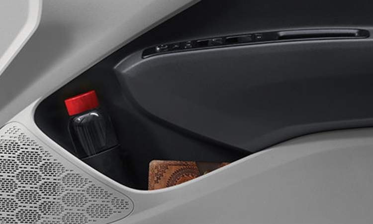 Hyundai_grand_i10_nios_door_map_pocket Hyundai_grand_i10_nios_door_map_pocket
