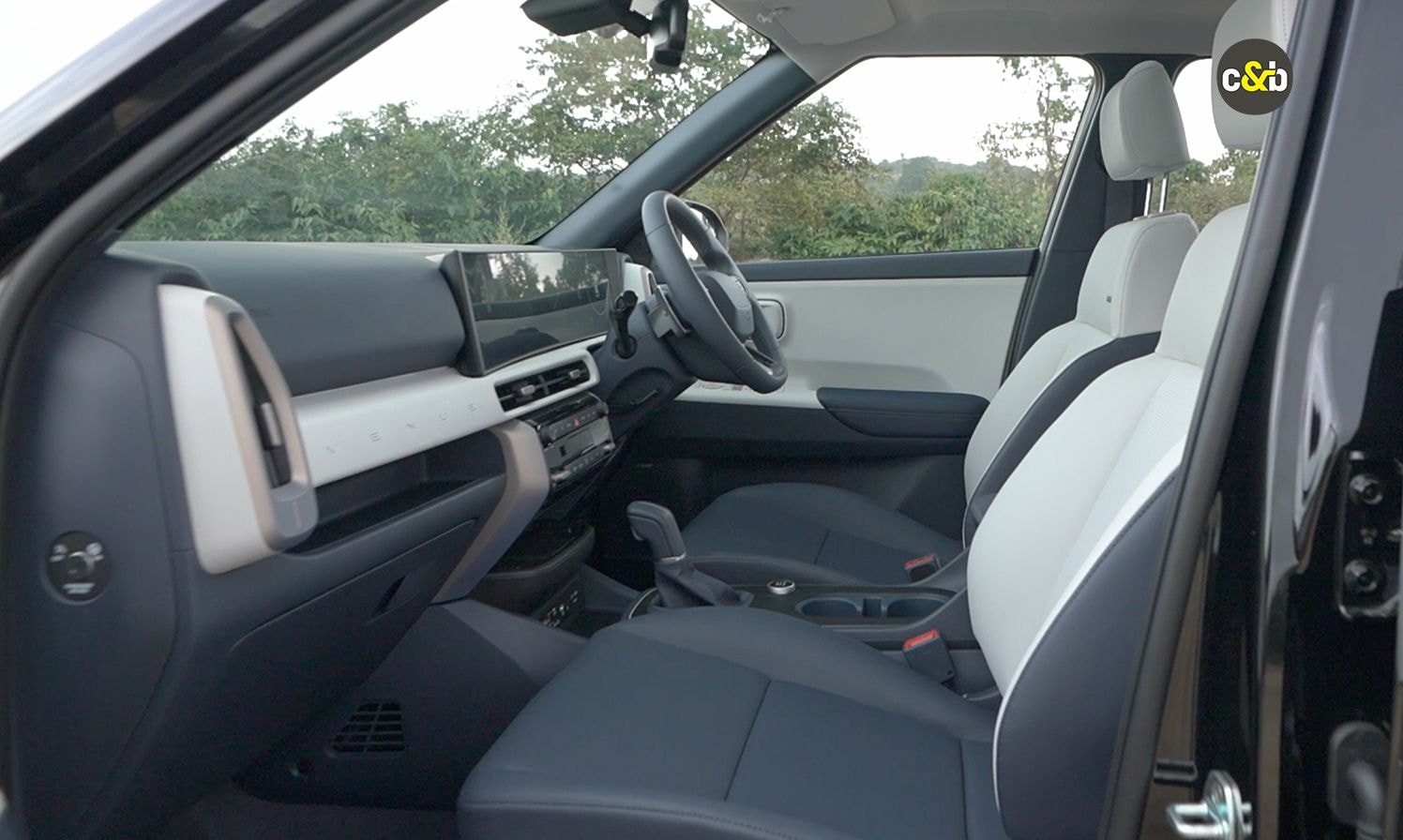 Hyundai Venue Front Seat Hyundai Venue Front Seat