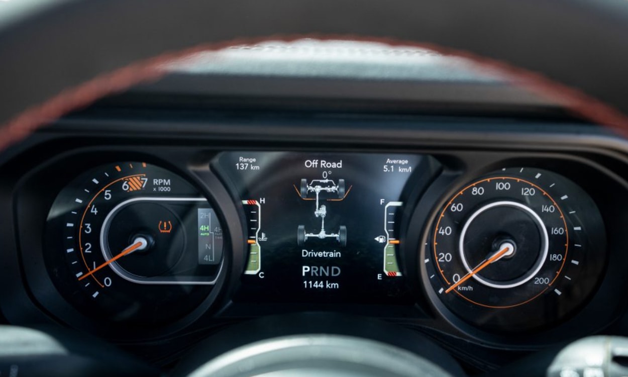 Jeep Wrangler Unlimited Speedometer Jeep Wrangler Unlimited Speedometer