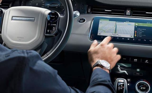 Land Rover Evoque Touch Screen