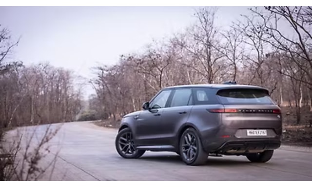 Landrover Range Roversport Left Rear Three Quarter 2 Landrover Range Roversport Left Rear Three Quarter 2