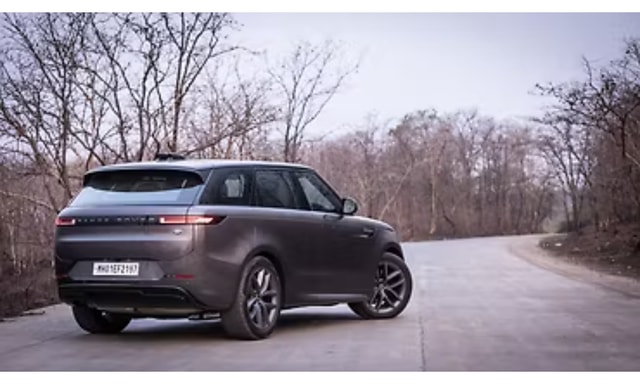 Landrover Range Roversport Rear View Landrover Range Roversport Rear View