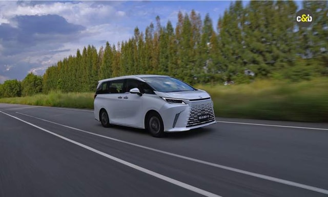 Lexus Lm Rideview 2 Lexus Lm Rideview 2